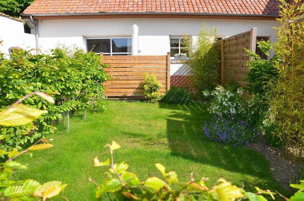 Whitley Cottage Condette Esterno foto